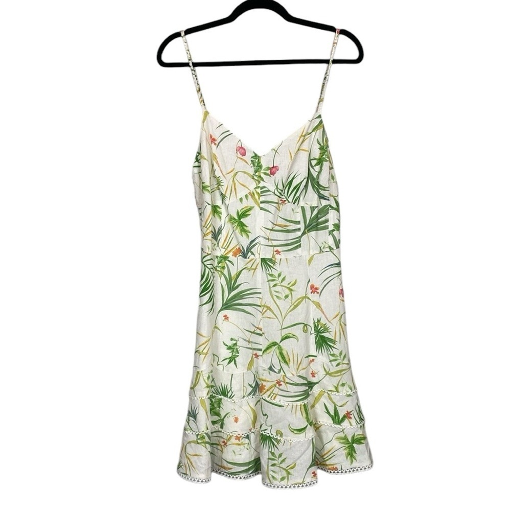 A loves a floral dress